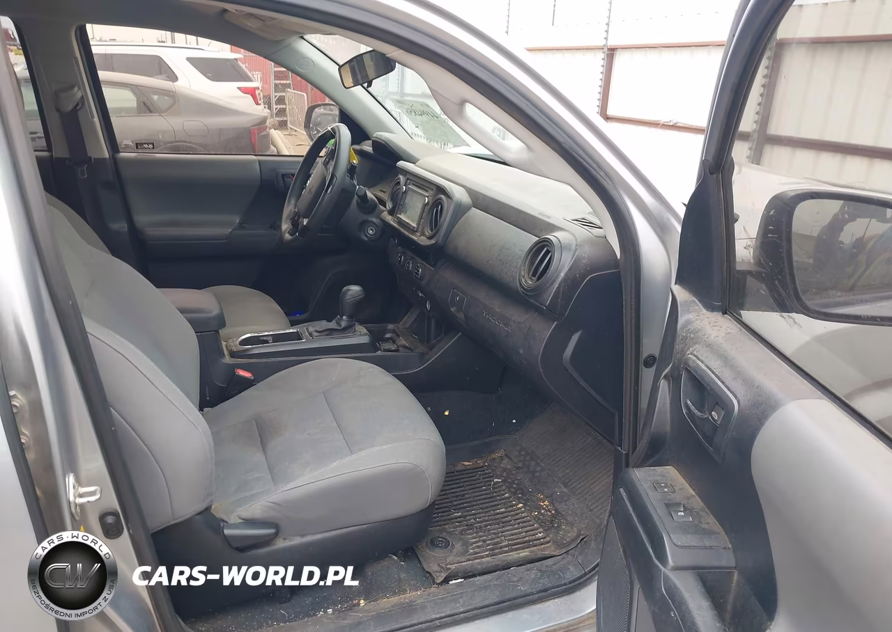 2018 Toyota Tacoma Sr VIN:5TFAX5GN9JX130494 - 5
