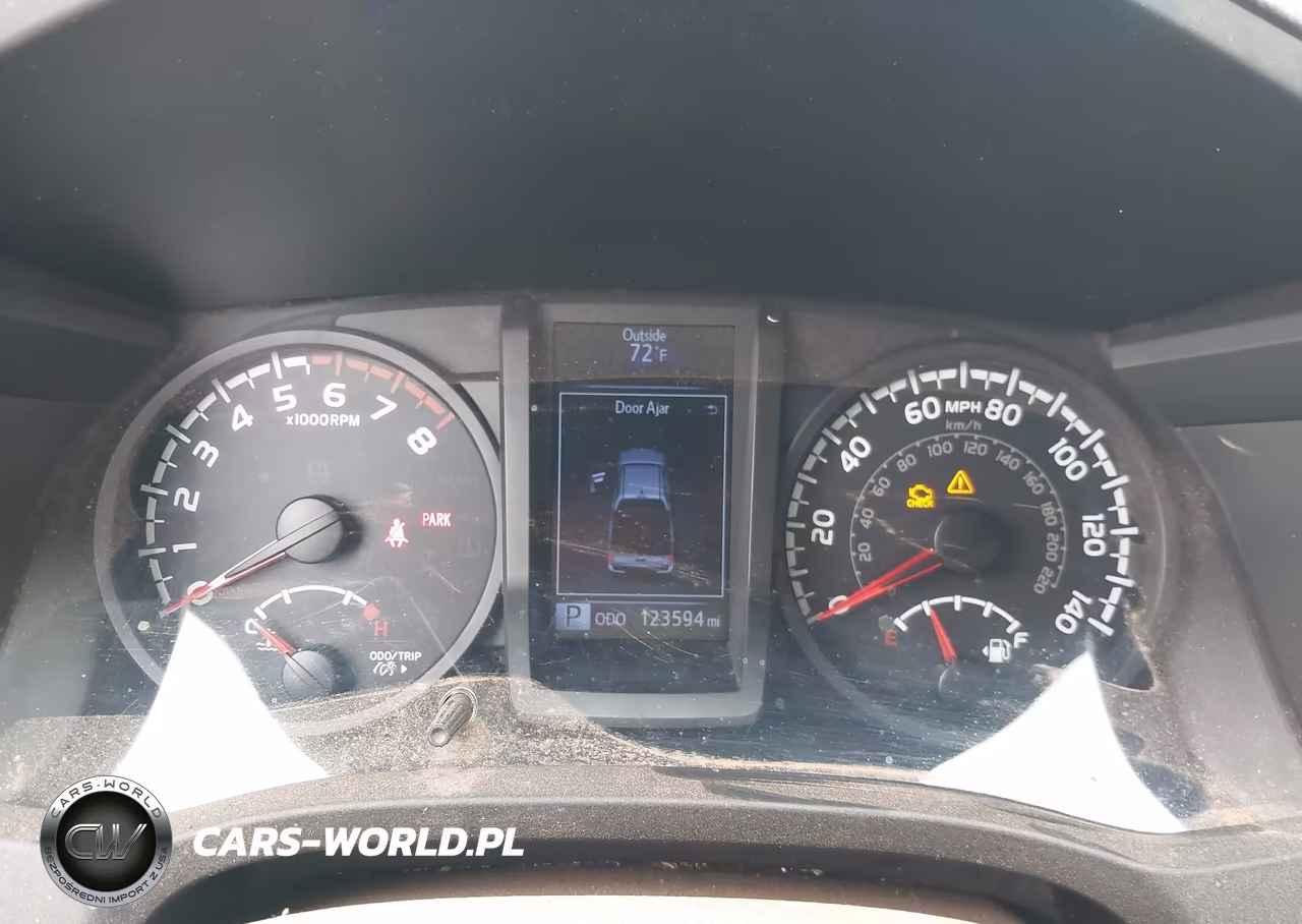 2018 Toyota Tacoma Sr VIN:5TFAX5GN9JX130494 - 7