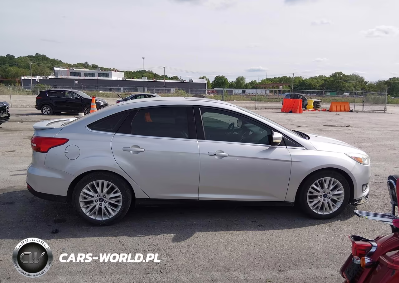 2017 FORD FOCUS TITANIUM VIN:1FADP3J23HL347739 - 13