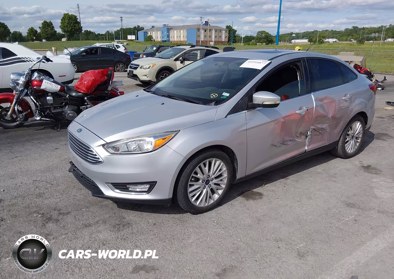 2017 FORD FOCUS TITANIUM VIN:1FADP3J23HL347739 - 2