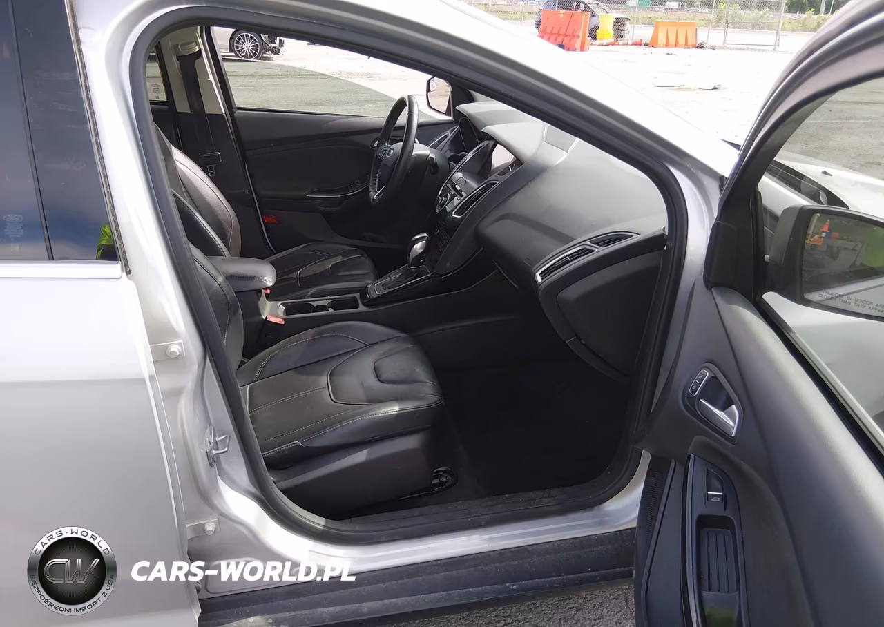 2017 FORD FOCUS TITANIUM VIN:1FADP3J23HL347739 - 5