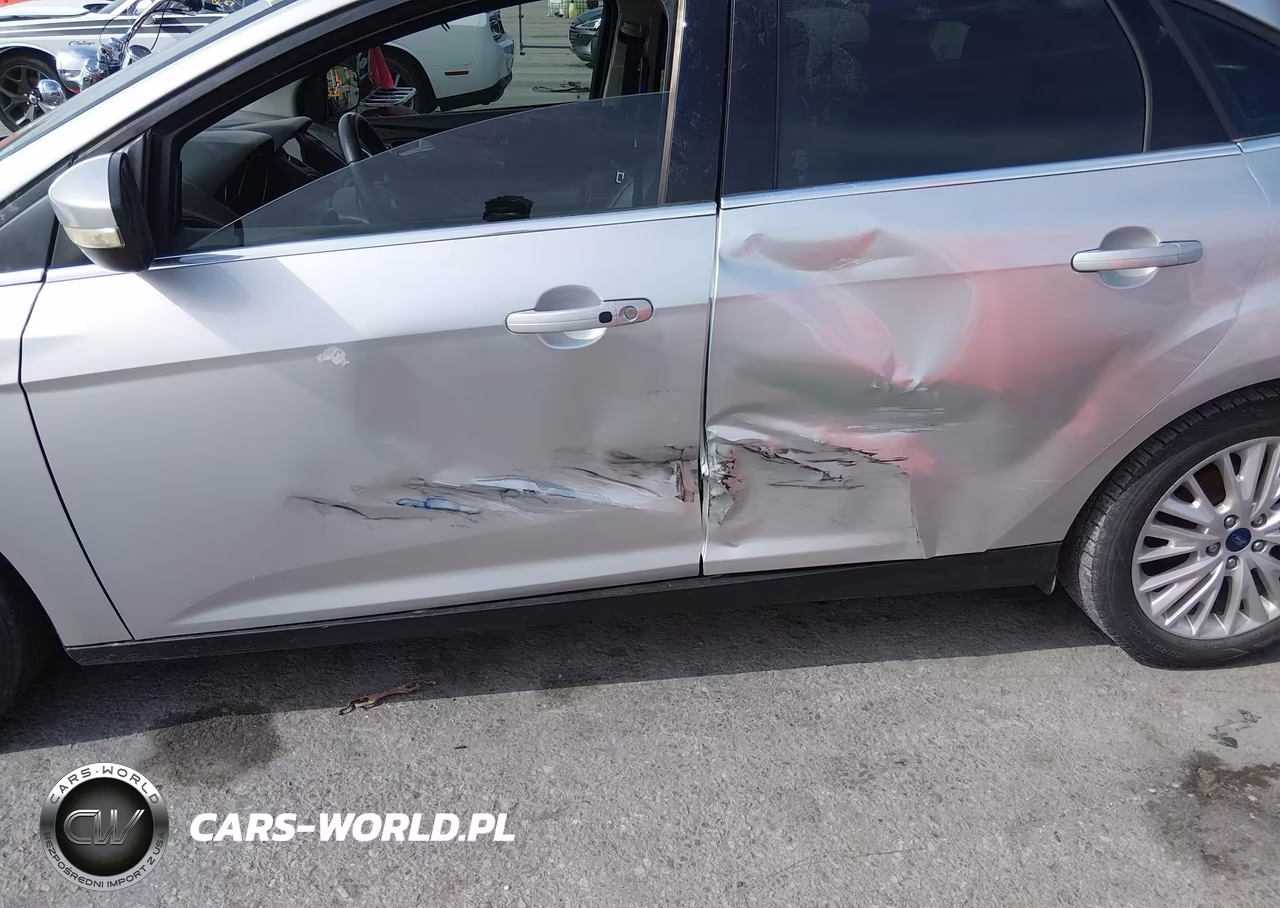 2017 FORD FOCUS TITANIUM VIN:1FADP3J23HL347739 - 6