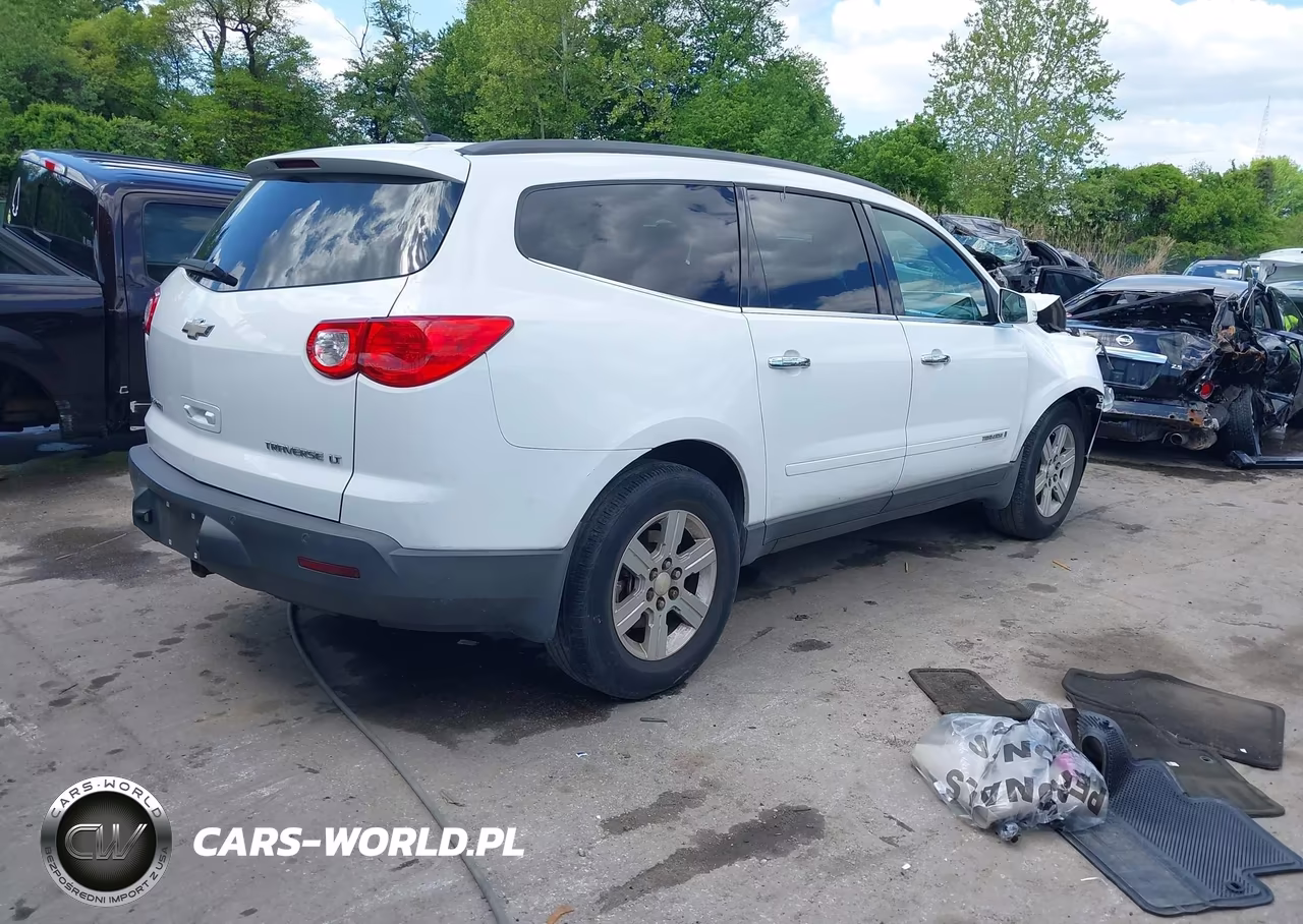 2009 Chevrolet Traverse Lt VIN:1GNEV23D19S101946 - 4