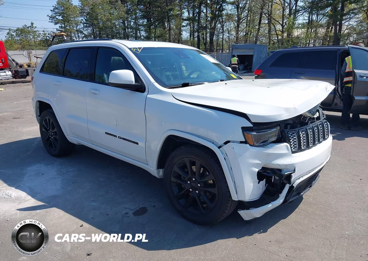2021 Jeep Grand Cherokee Laredo X 4X4
