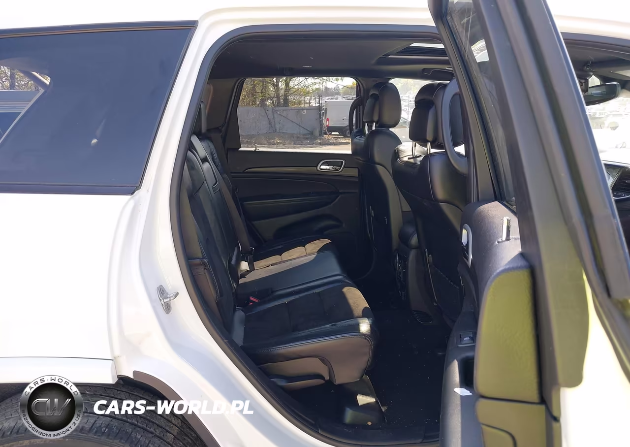 2021 Jeep Grand Cherokee Laredo X 4X4 VIN:1C4RJFAG4MC621569 - 8