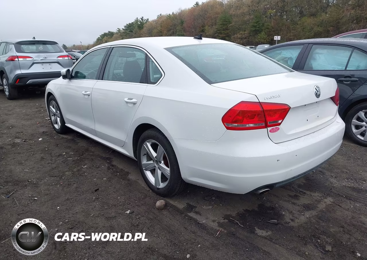 2013 Volkswagen Passat 2.5L Se VIN:1VWBP7A33DC001957 - 3