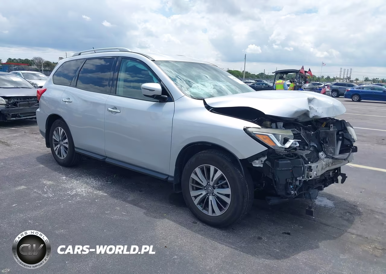 2018 Nissan Pathfinder S