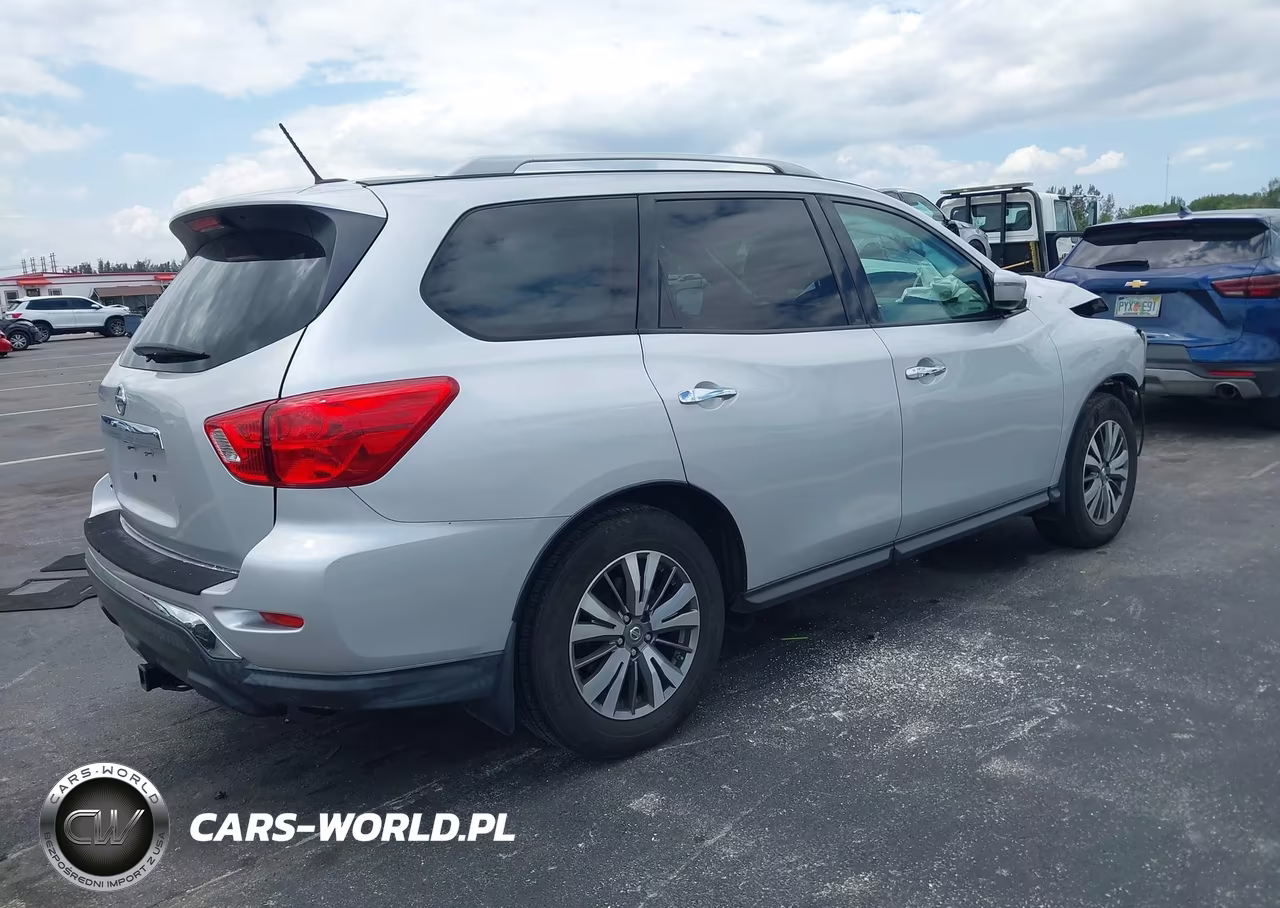 2018 Nissan Pathfinder S VIN:5N1DR2MN6JC645546 - 4