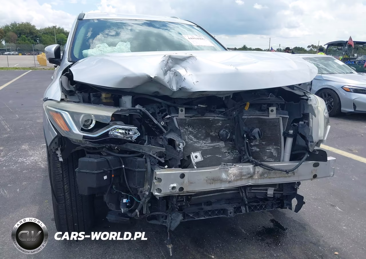2018 Nissan Pathfinder S VIN:5N1DR2MN6JC645546 - 6