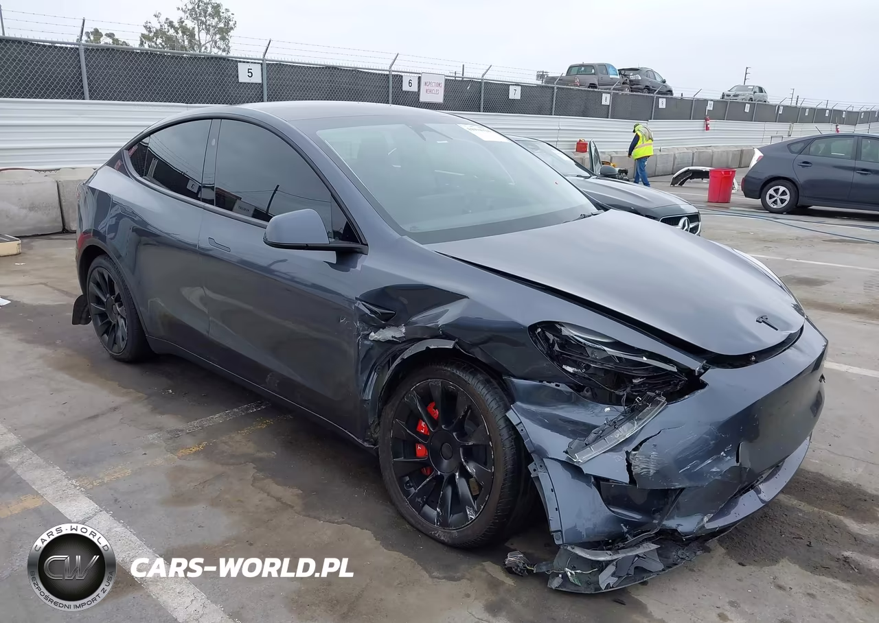 2023 Tesla Model Y Rwd – zdjęcie 1 z 16