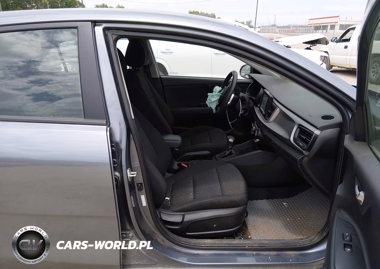 2019 Kia Rio 5-Door S VIN:3KPA25AB5KE220434 - 5
