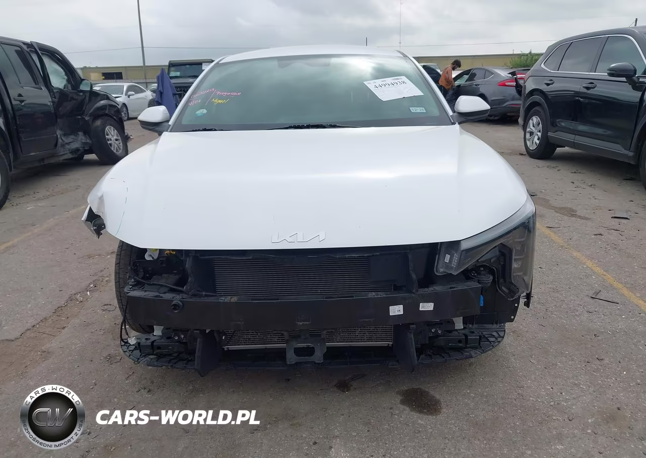 2025 Kia K4 Lxs VIN:3KPFT4DE8SE051433 - 13