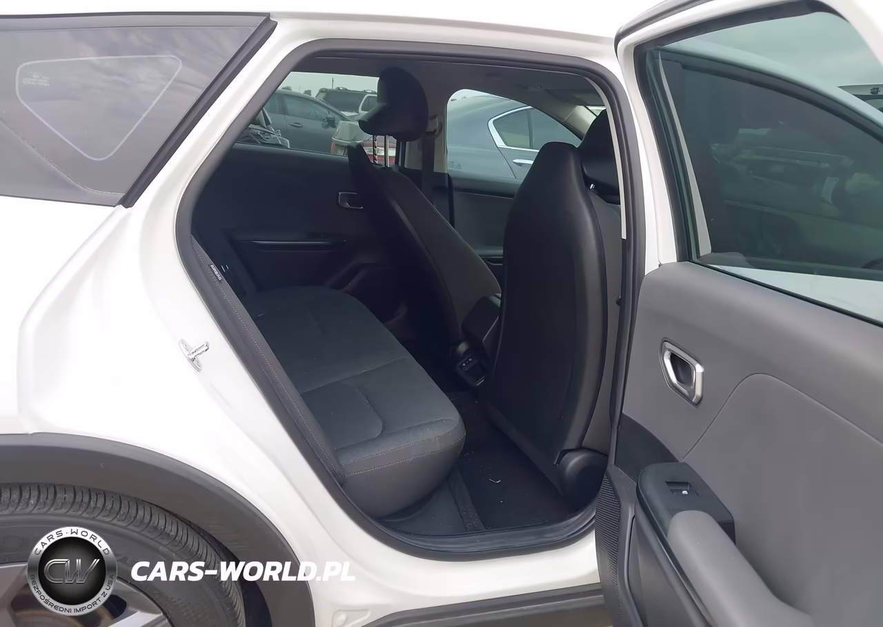 2025 Kia K4 Lxs VIN:3KPFT4DE8SE051433 - 8