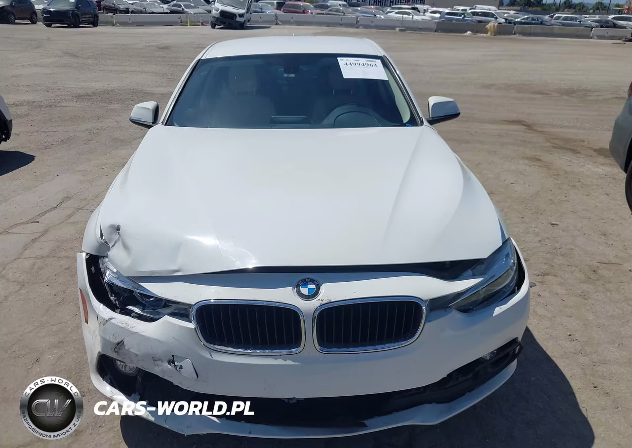 2018 BMW 320I VIN:WBA8E1G57JNU89560 - 12