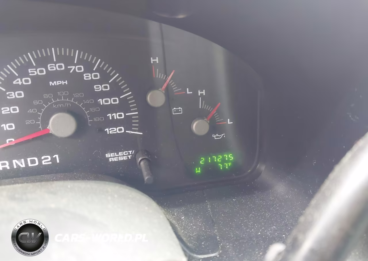 2003 Ford Expedition Xlt VIN:1FMRU15W03LC57138 - 15