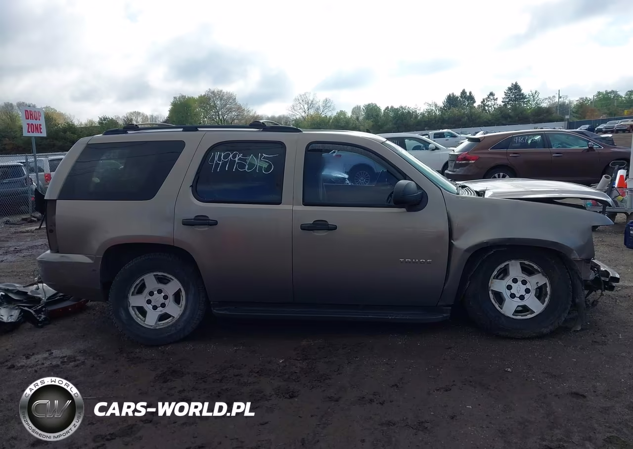 2007 Chevrolet Tahoe Ls VIN:1GNFK13027J126362 - 13