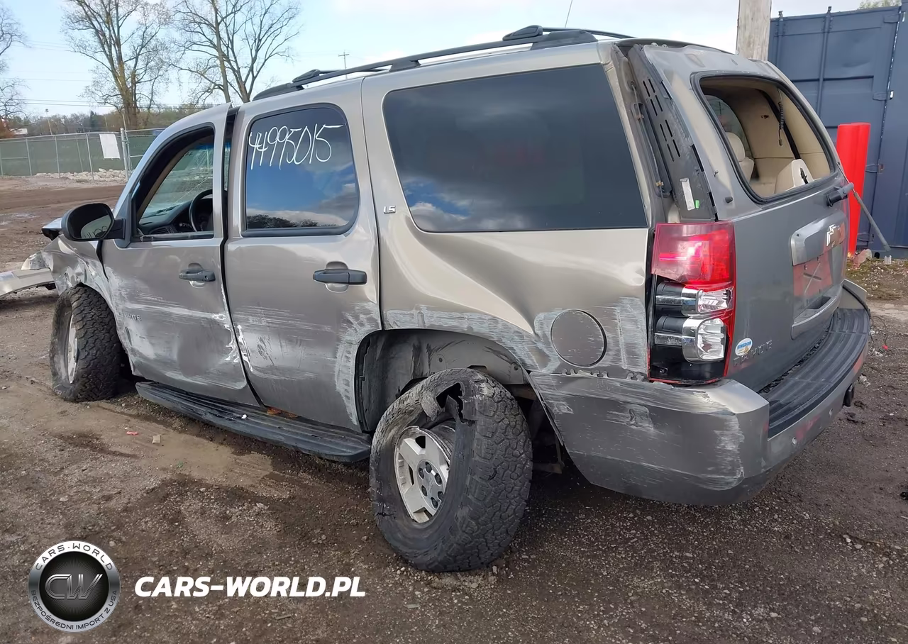 2007 Chevrolet Tahoe Ls VIN:1GNFK13027J126362 - 3