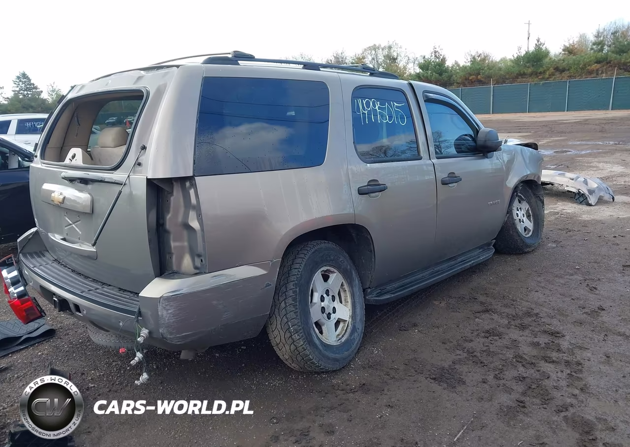 2007 Chevrolet Tahoe Ls VIN:1GNFK13027J126362 - 4
