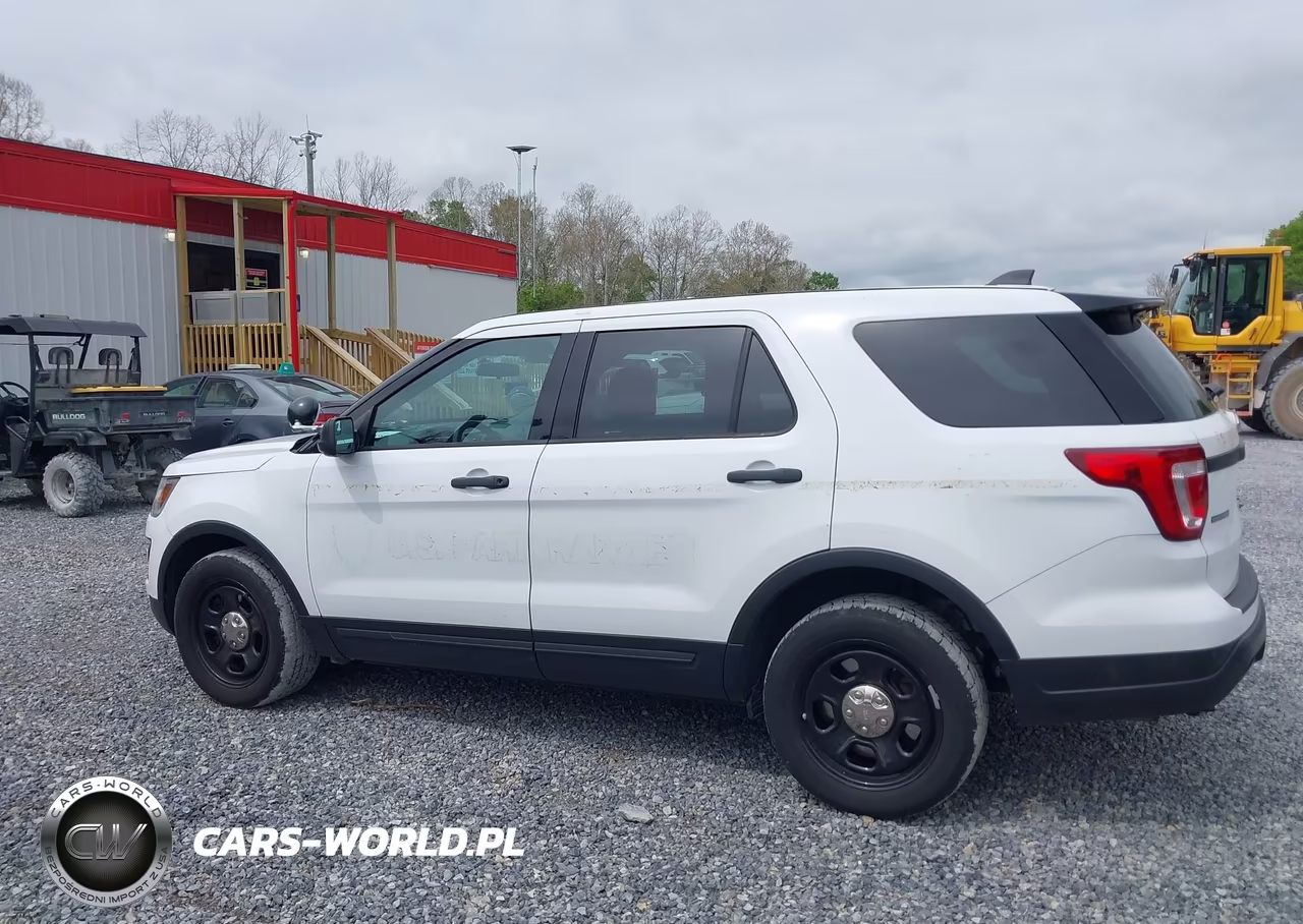 2018 Ford Police Interceptor Utility VIN:1FM5K8AR1JGC35331 - 14