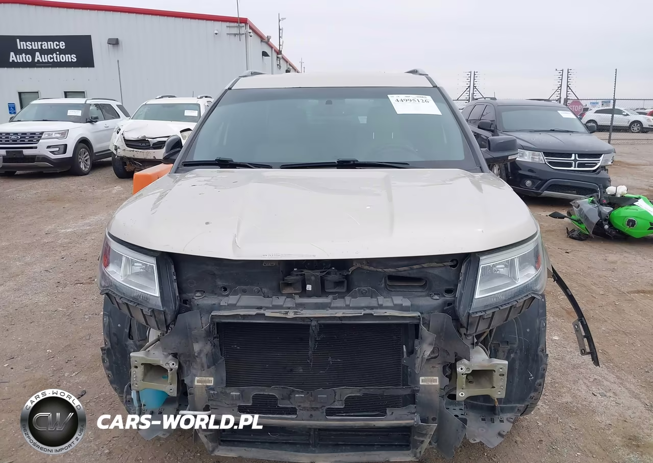 2017 Ford Explorer Xlt VIN:1FM5K7D80HGA93299 - 13