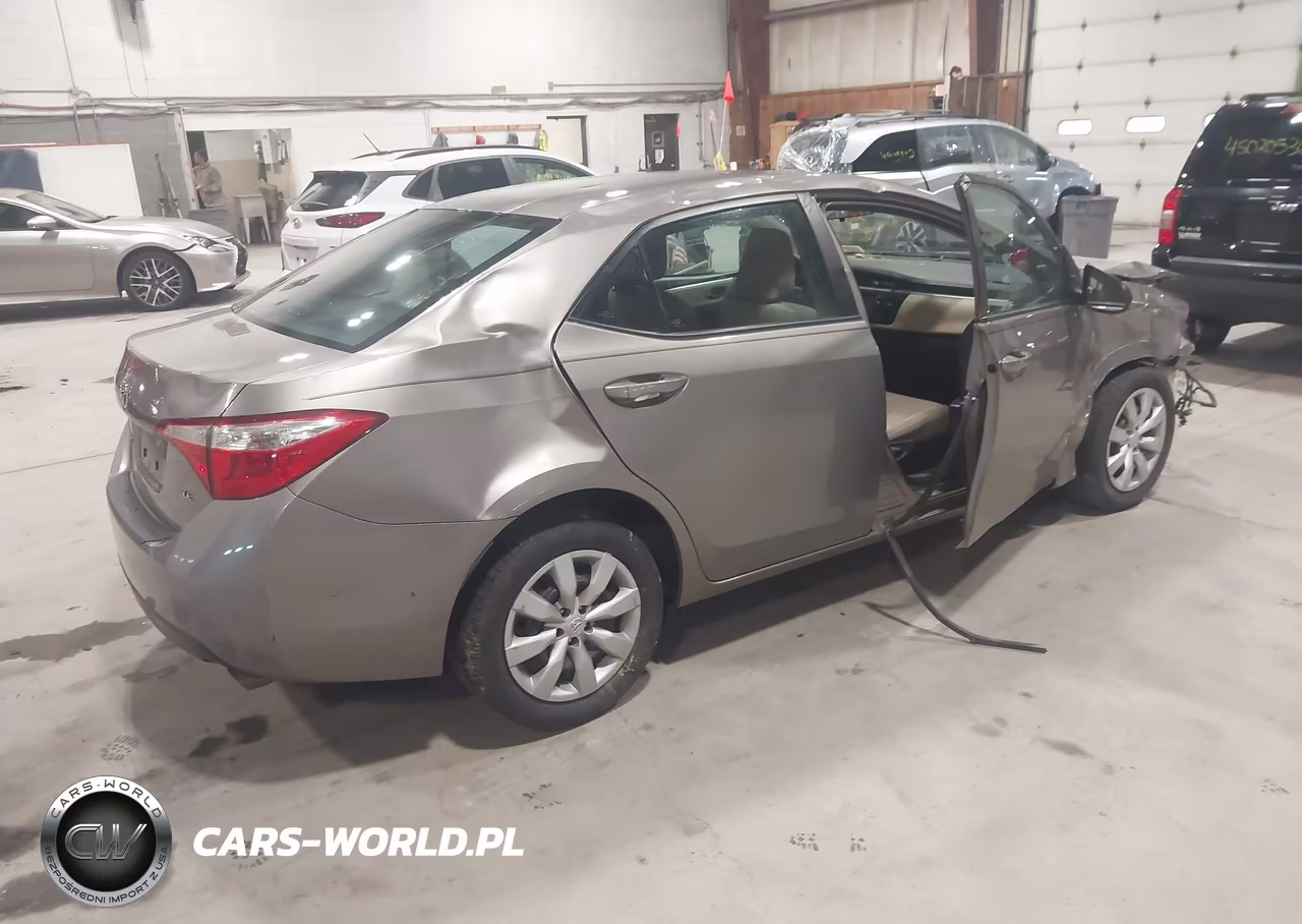 2016 Toyota Corolla Le VIN:2T1BURHE1GC590758 - 4