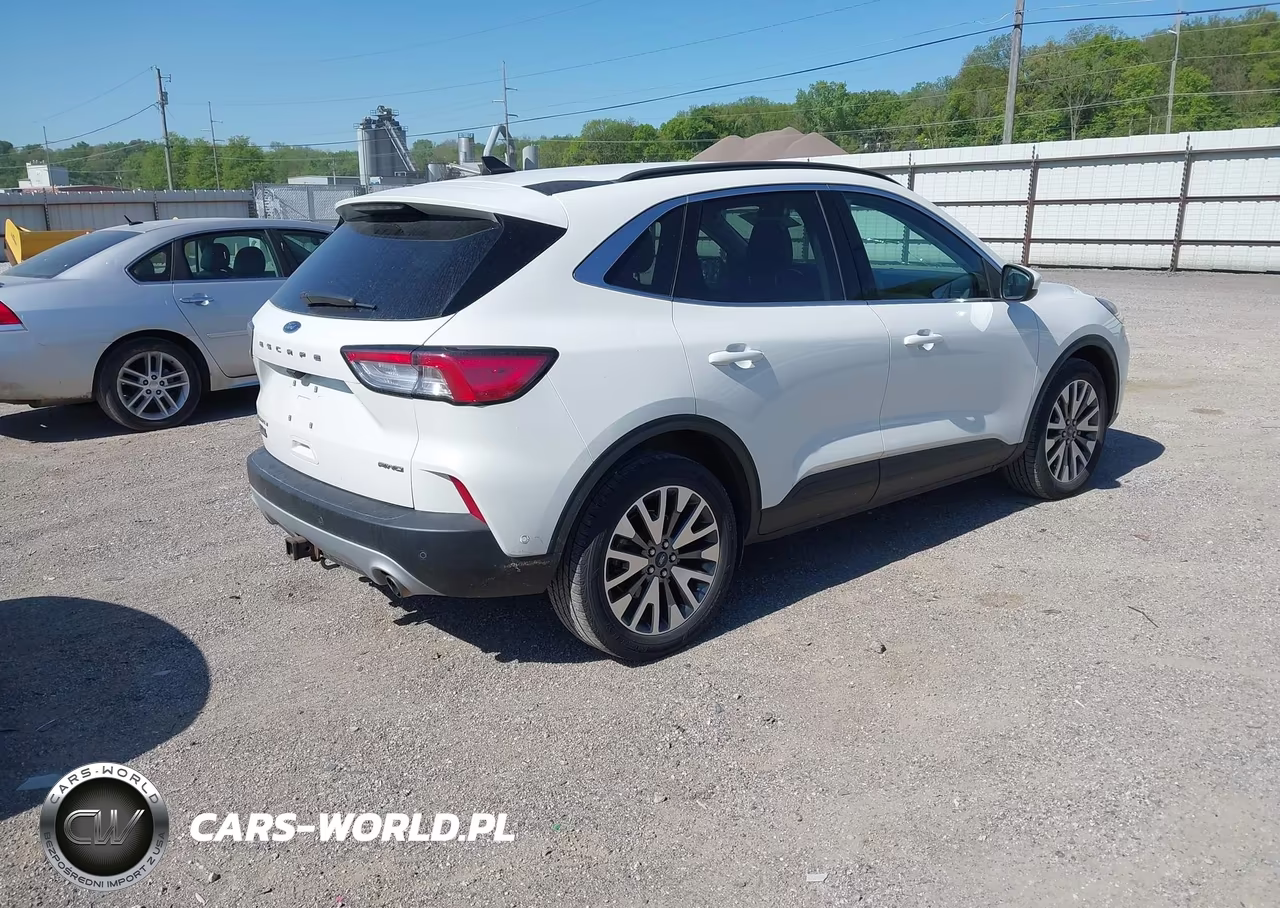 2021 Ford Escape Titanium VIN:1FMCU9J9XMUA12394 - 4