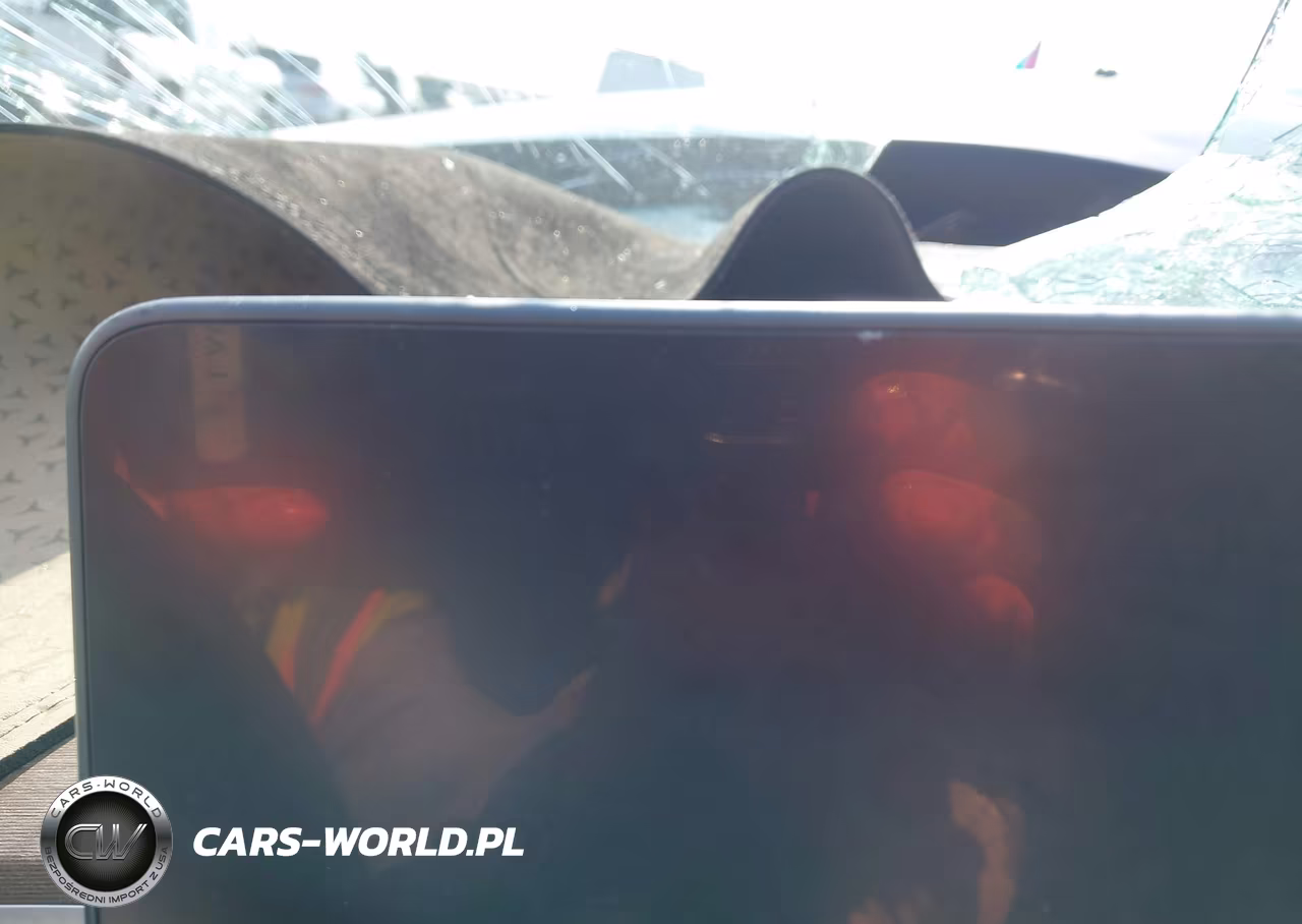 2023 Tesla Model Y Awd-Long Range Dual Motor All-Wheel Drive VIN:7SAYGDEE6PA139572 - 17