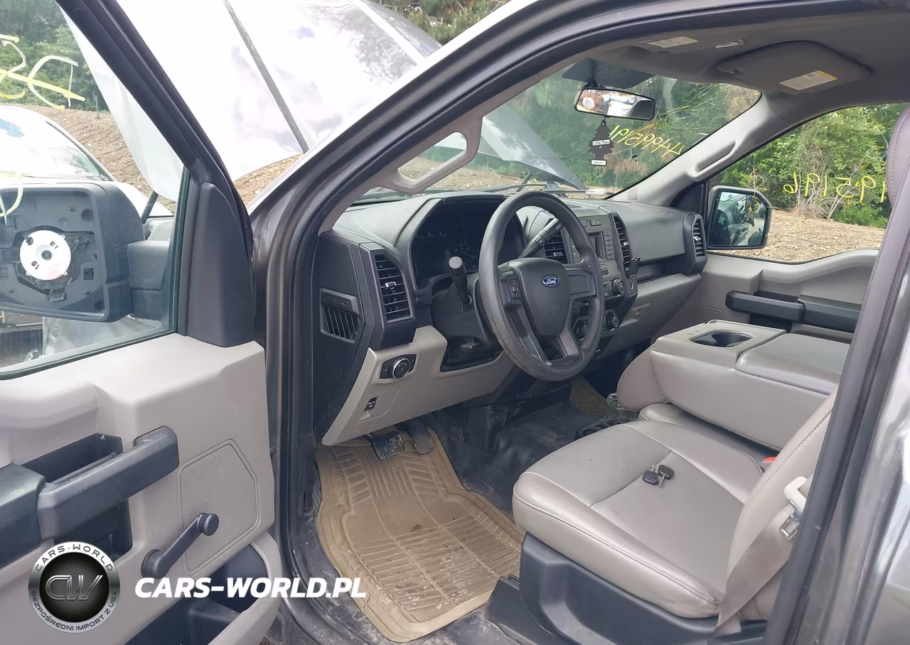 2018 Ford F-150 Xl VIN:1FTMF1CB4JKD51776 - 8