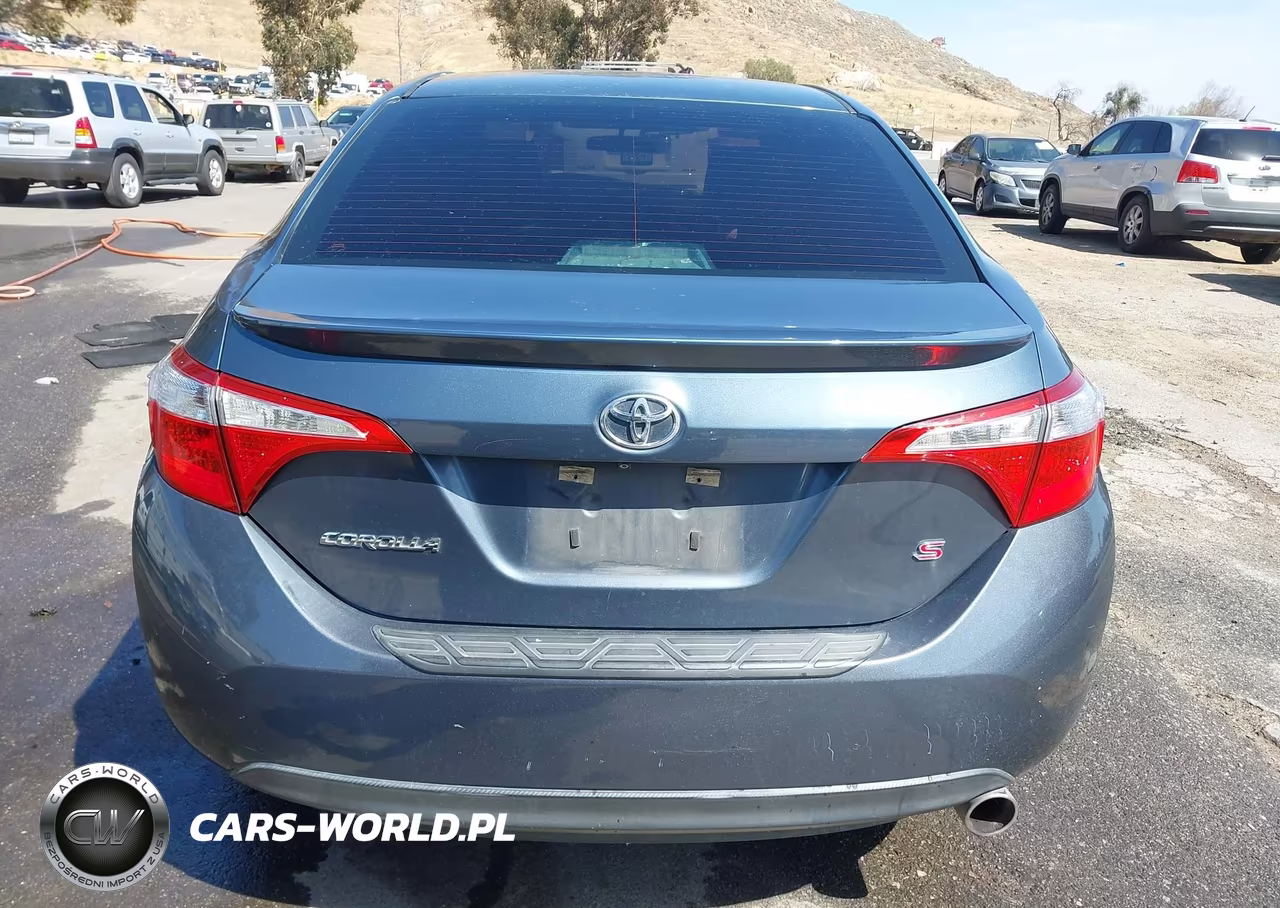 2015 Toyota Corolla S Plus VIN:5YFBURHE7FP200812 - 16