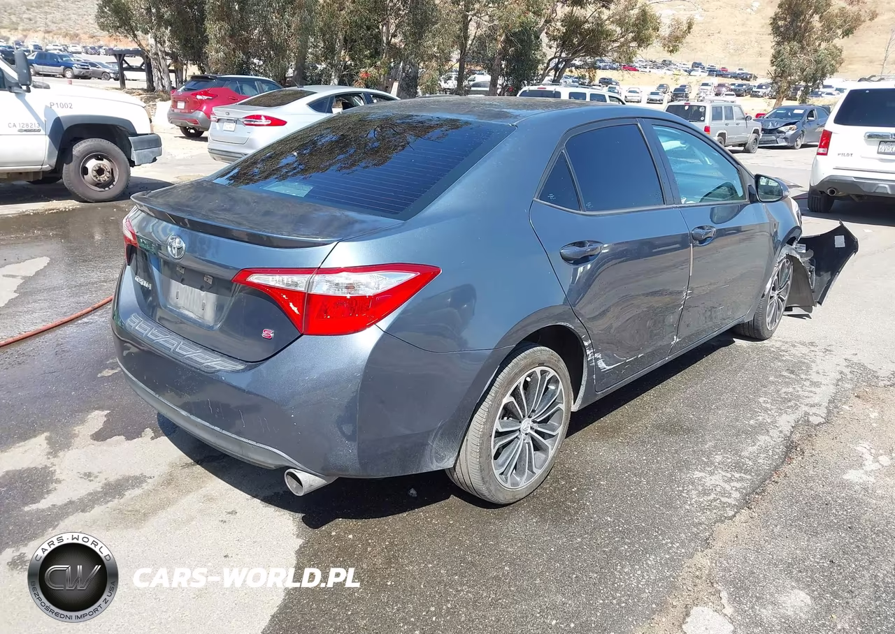 2015 Toyota Corolla S Plus VIN:5YFBURHE7FP200812 - 4