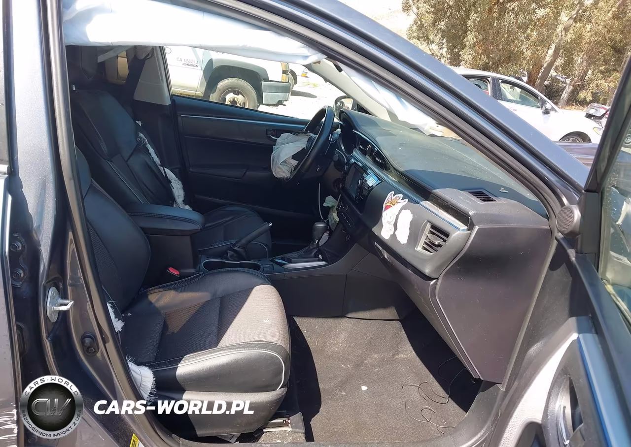 2015 Toyota Corolla S Plus VIN:5YFBURHE7FP200812 - 5