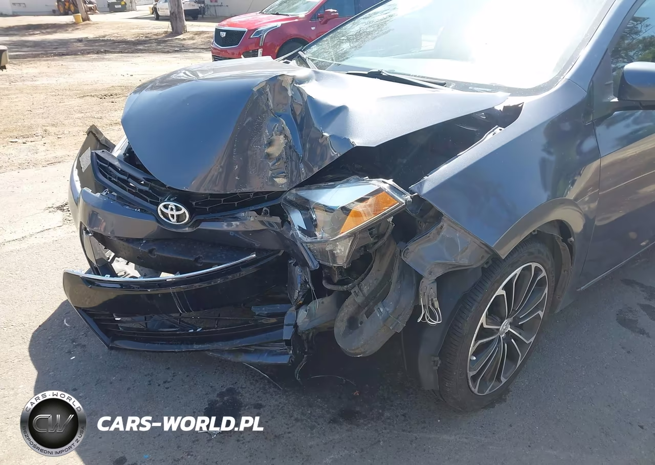 2015 Toyota Corolla S Plus VIN:5YFBURHE7FP200812 - 6