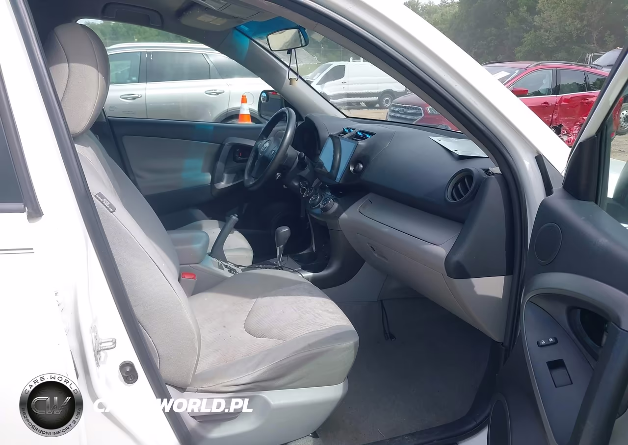 2012 Toyota Rav4 VIN:2T3BF4DV4CW215918 - 5