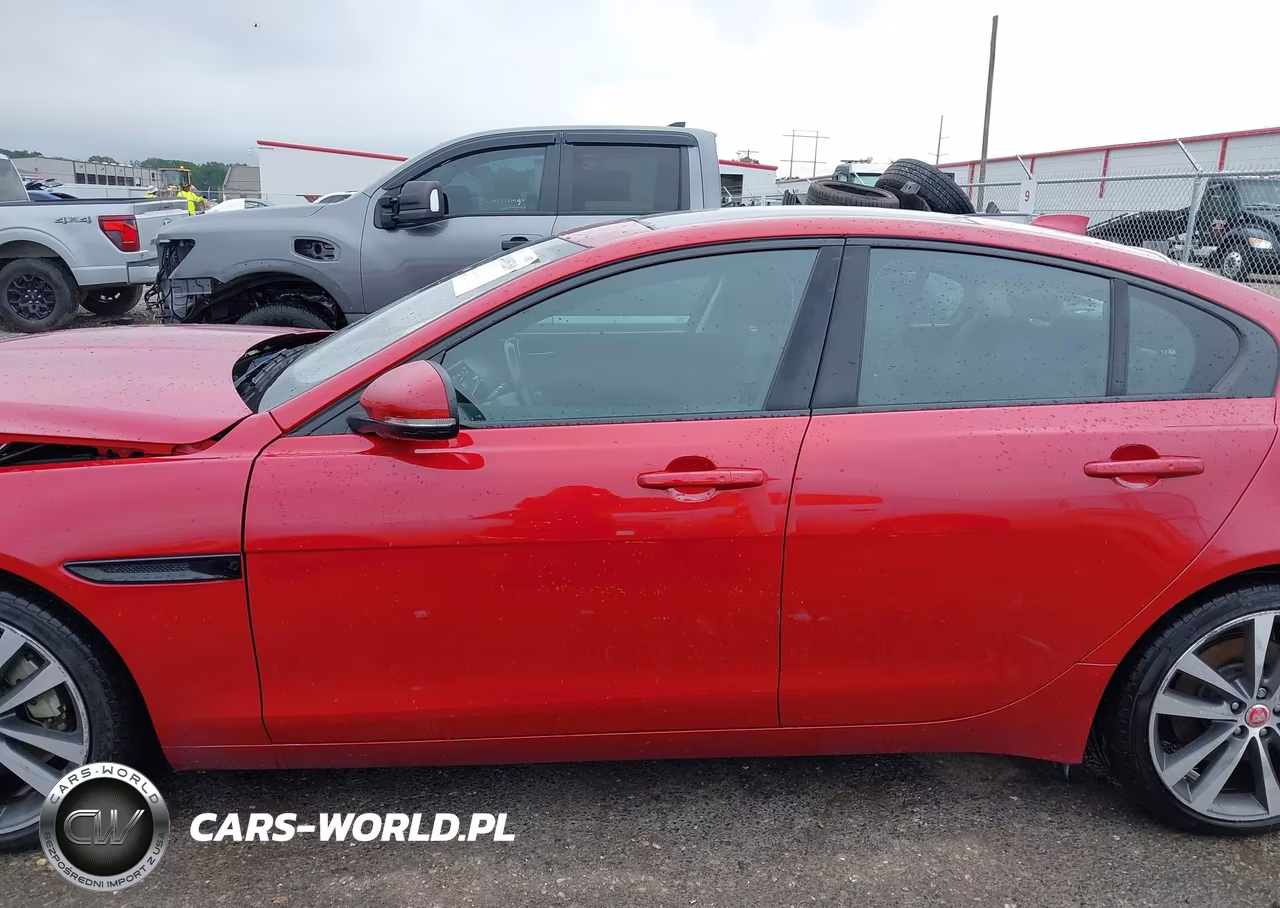 2017 Jaguar Xe 25T Prestige VIN:SAJAE4BG2HA957048 - 14