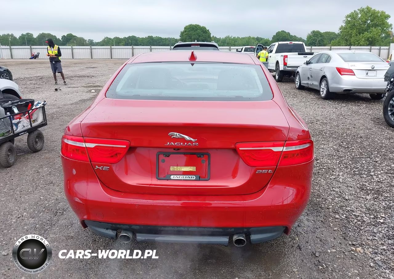 2017 Jaguar Xe 25T Prestige VIN:SAJAE4BG2HA957048 - 16