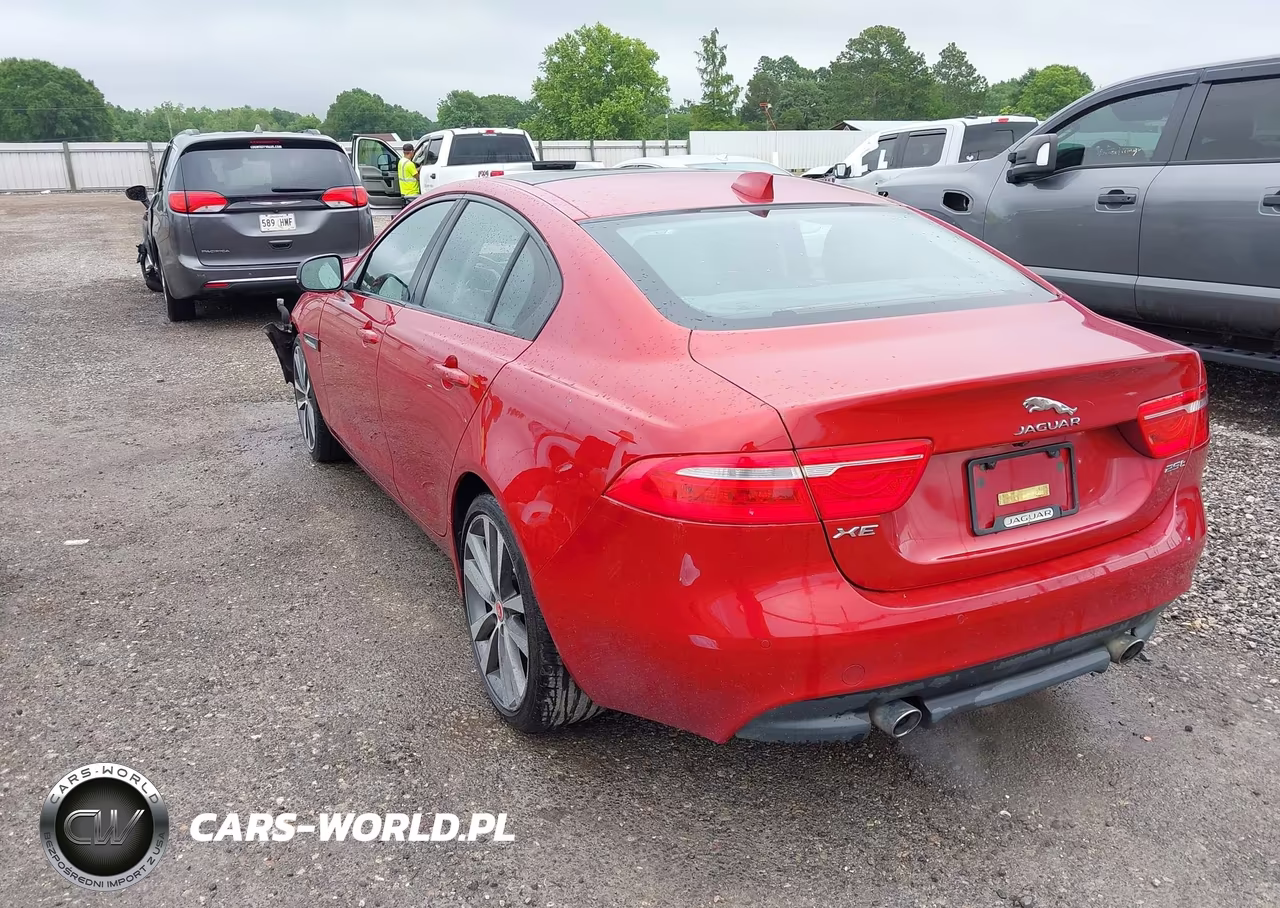 2017 Jaguar Xe 25T Prestige VIN:SAJAE4BG2HA957048 - 3