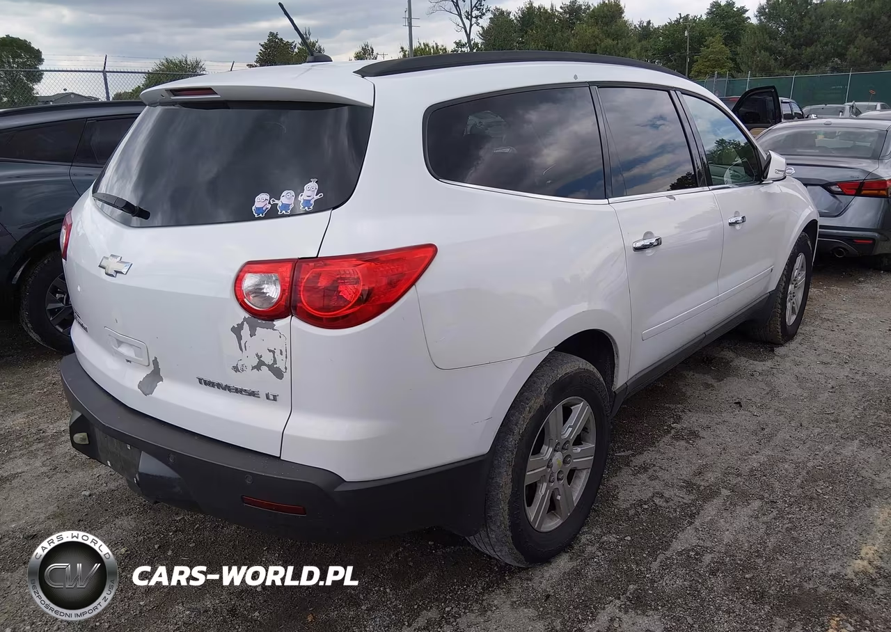 2010 Chevrolet Traverse Lt VIN:1GNLRFED3AS109678 - 4