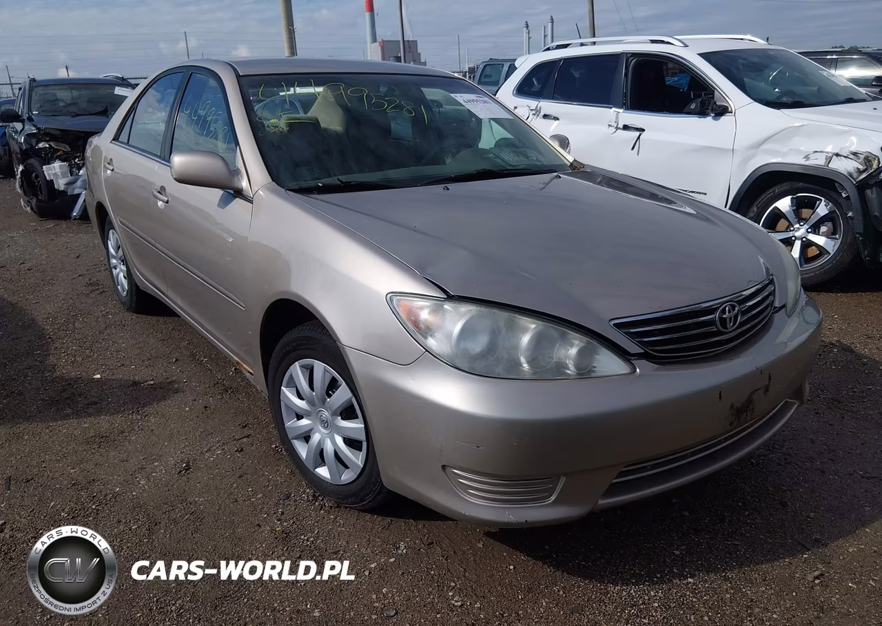 2005 Toyota Camry Le