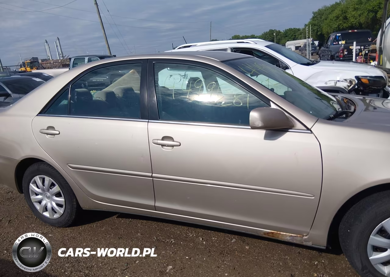 2005 Toyota Camry Le VIN:4T1BE32K65U511900 - 13