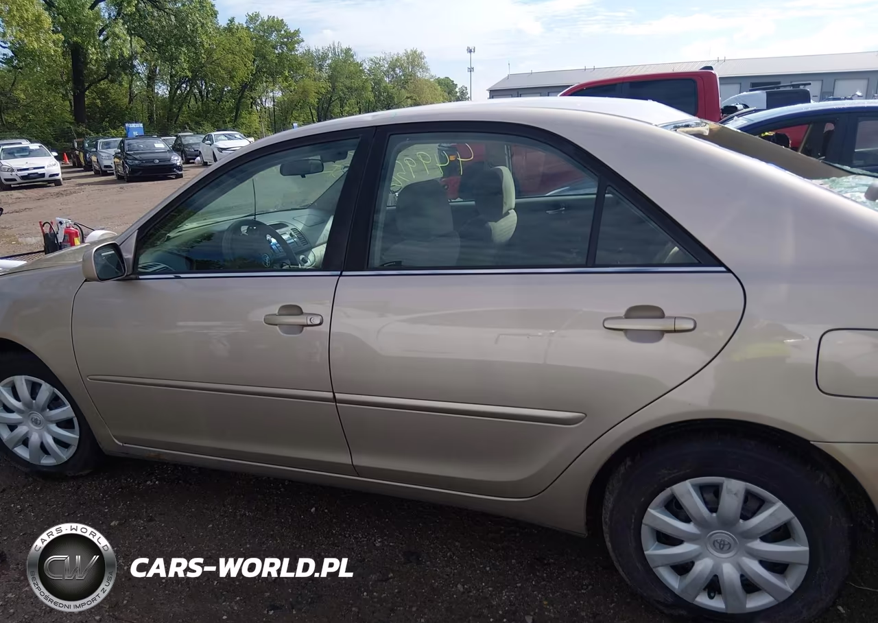 2005 Toyota Camry Le VIN:4T1BE32K65U511900 - 14