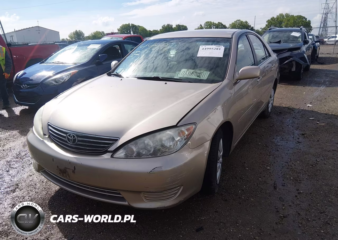 2005 Toyota Camry Le VIN:4T1BE32K65U511900 - 2