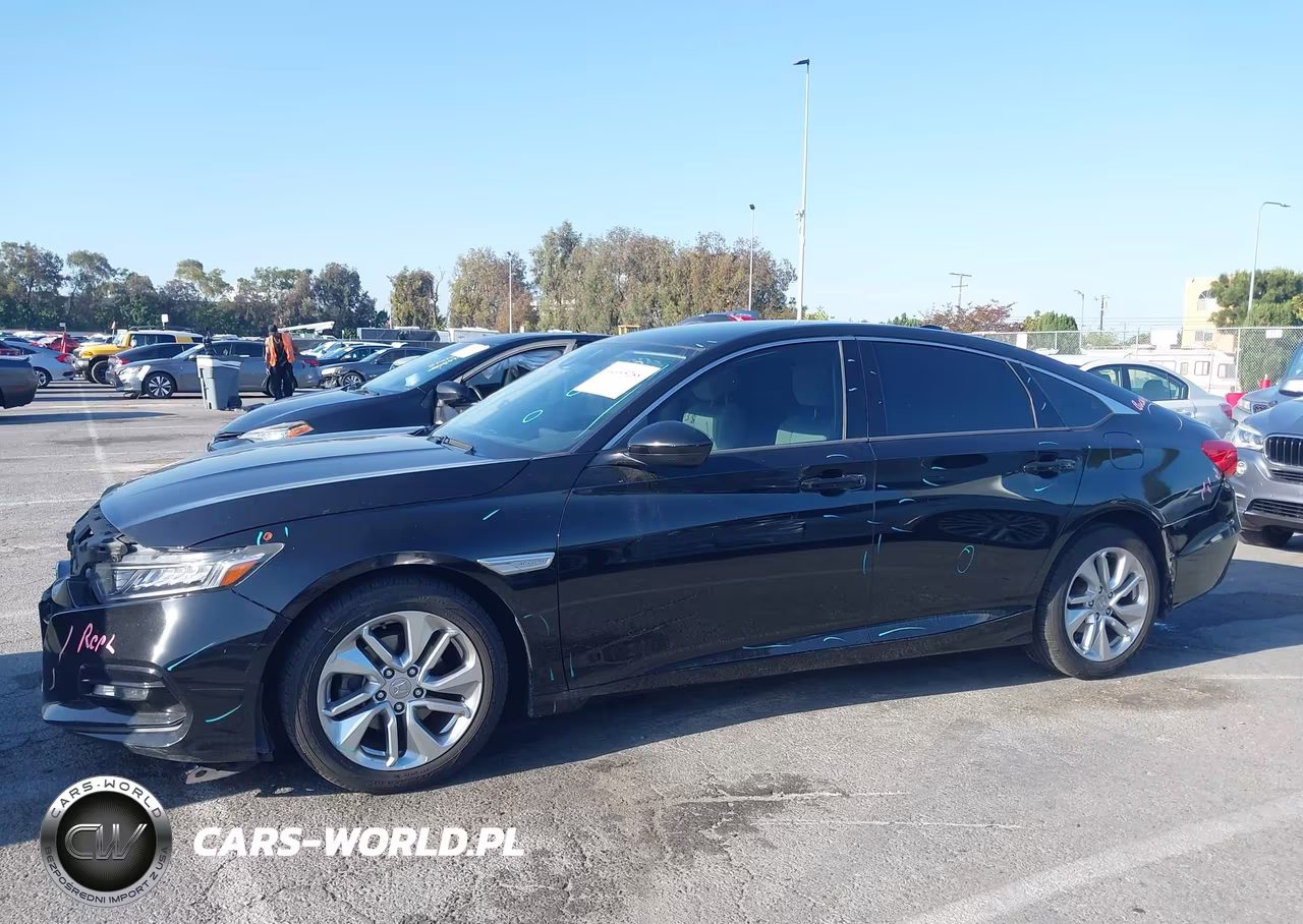 2018 Honda Accord Lx VIN:1HGCV1F1XJA083793 - 15