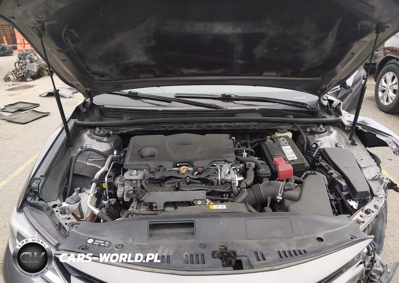 2018 Toyota Camry Le VIN:4T1B11HK6JU019398 - 10