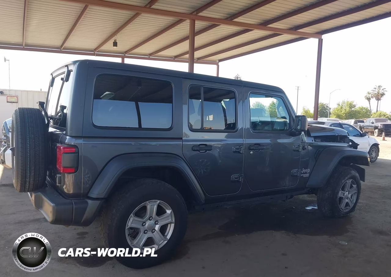 2020 Jeep Wrangler Unlimited Sport S 4X4 VIN:1C4HJXDG3LW267523 - 13