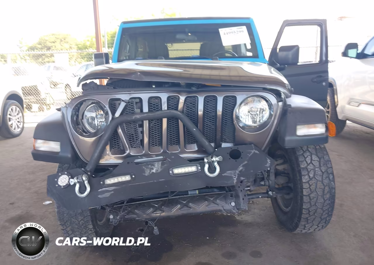 2020 Jeep Wrangler Unlimited Sport S 4X4 VIN:1C4HJXDG3LW267523 - 6