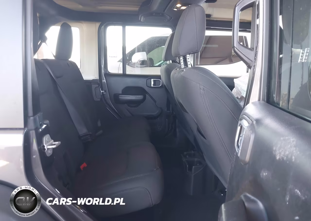 2020 Jeep Wrangler Unlimited Sport S 4X4 VIN:1C4HJXDG3LW267523 - 8