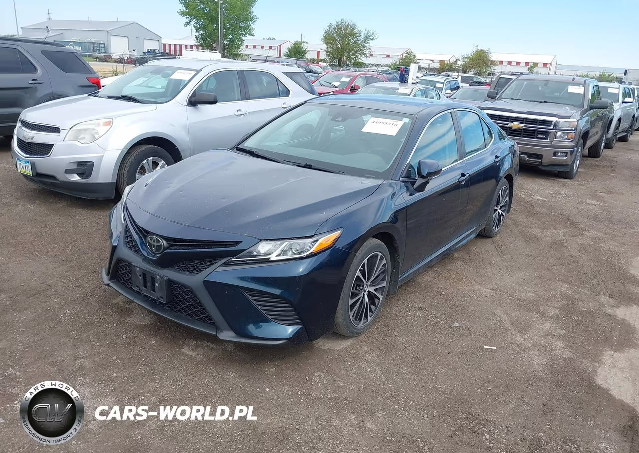 2019 Toyota Camry Se VIN:4T1B11HK2KU824817 - 2