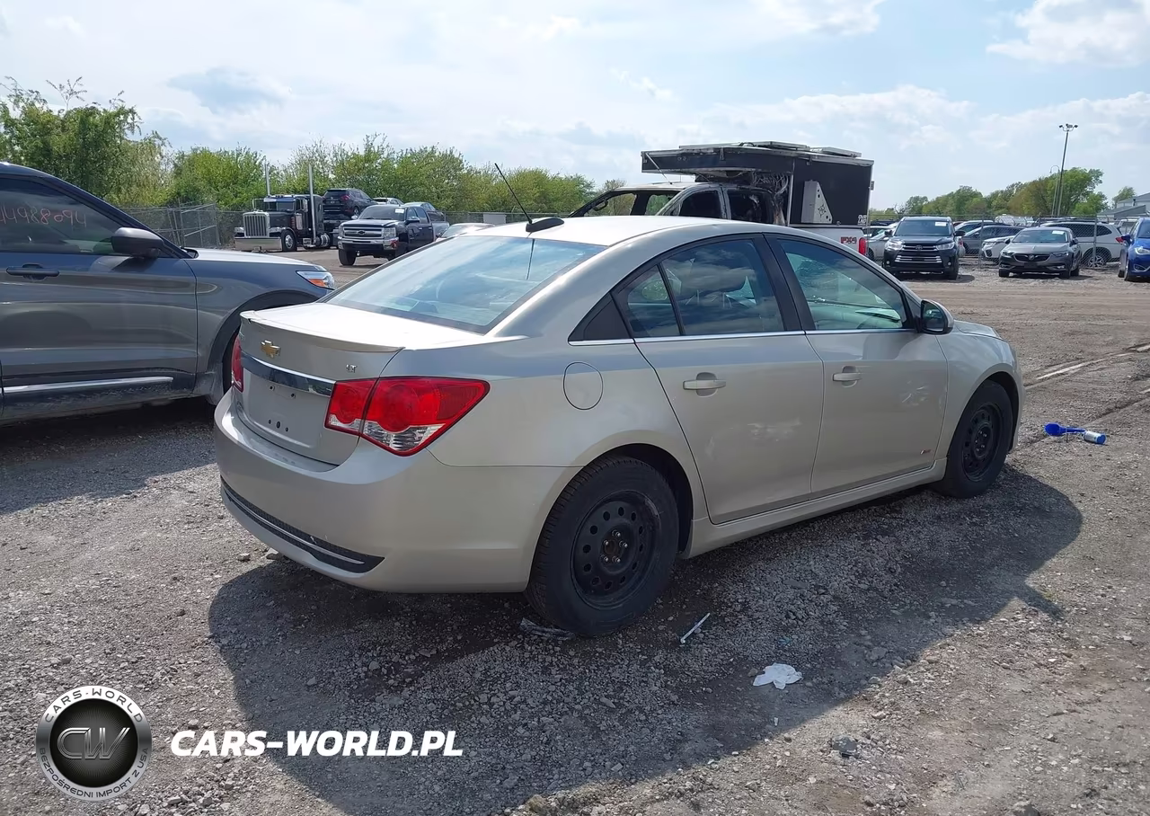 2015 Chevrolet Cruze 1Lt Auto VIN:1G1PC5SBXF7214505 - 4