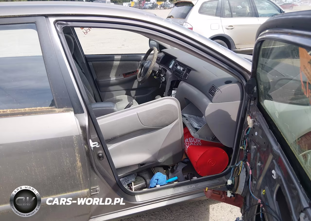 2004 Toyota Corolla Le VIN:1NXBR32E84Z256082 - 5