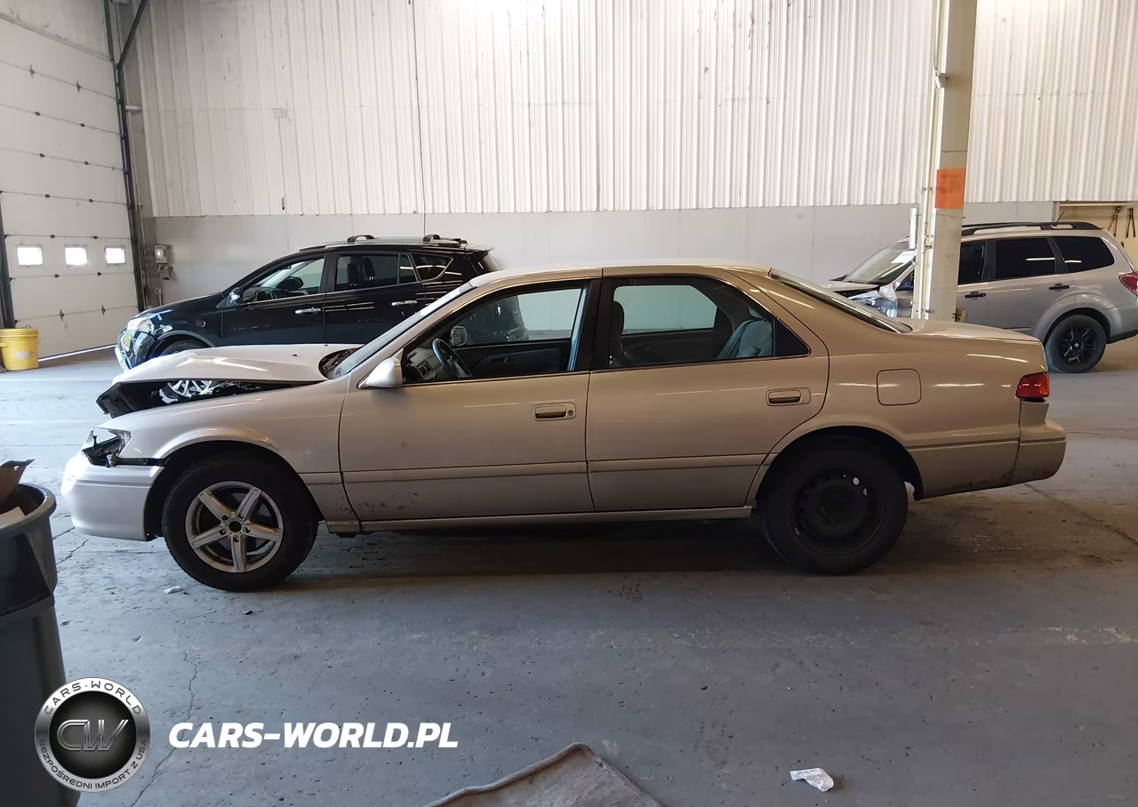2000 Toyota Camry Le VIN:JT2BG22K1Y0510151 - 14